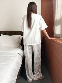 DAZY Cute Bear Pattern Pajama Set - Beige - View 2