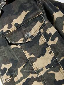 Manfinity EMRG Men's Camouflage Denim Jacket With Cargo Details - Army Green - View 3