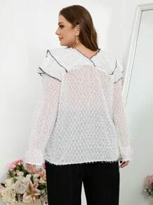 SHEIN Privé Plus Size Valentine's Day Elegant Fluffy Textured Commuting Design Shirt - Beige - View 2