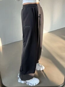 DAZY Women's Letter Patterned Drawstring Waist & Elastic Cuff Sweatpants Fall Women Joggers