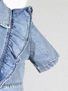 女童淺色休閒牛仔裙,帶荷葉邊和蕾絲修飾