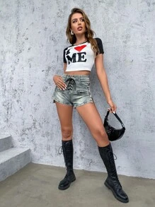 SHEIN ChicEase Heart & Letter Graphic Contrast Raglan Sleeve Crop Tee - Black and White - View 3