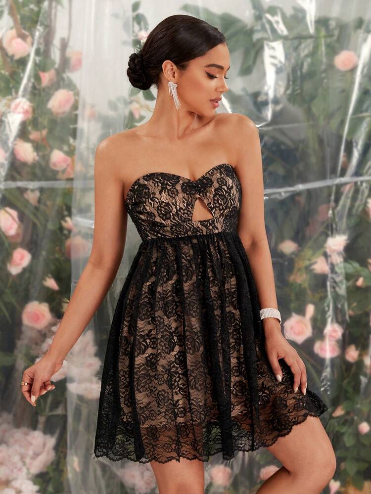 Sleeveless Sweetheart Neckline Hollow Out Glitter Sequins Lace & Mesh Sexy Women's Strapless Dress For Spring/Summer