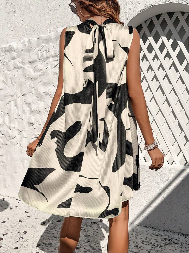 Full Body Pleated Sleeveless Dress With Tie Straps