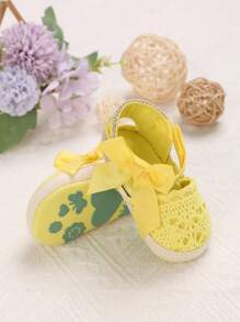 1pair Fashionable And Simple Flat Shoes For Infants And Toddlers