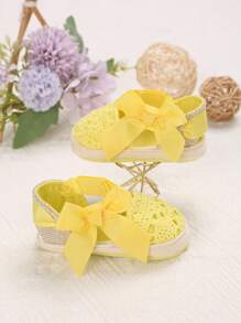 1pair Fashionable And Simple Flat Shoes For Infants And Toddlers