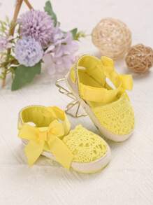 1pair Fashionable And Simple Flat Shoes For Infants And Toddlers