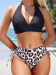 SHEIN Swim Conjunto de bikini para mujer con top halter de unicolor y Bottom de triángulo con estampado de leopardo y cordón lateral para carnaval - Negro - Ver 1