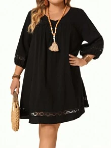 SHEIN LUNE 大尺寸純色蕾絲拼布連身裙 - 黑色 - 查看 3