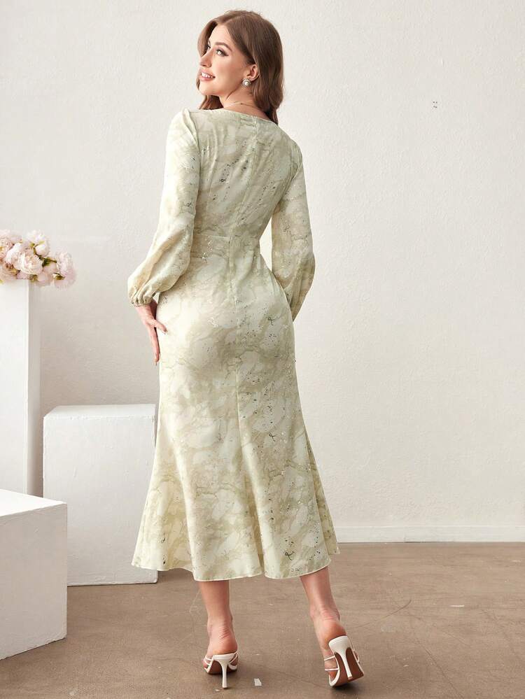 Women's Sweetheart Neckline Mermaid Hem Dress