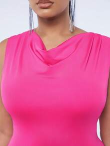 SHEIN SXY 大碼連帽領荷葉邊無袖洋裝 - 玫紅色 - 查看 4