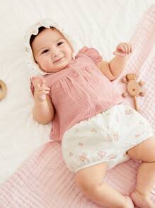 SHEIN Pasgeboren Baby Meisjes Effen kleur Rucheszoom Tops , Bloemen Shorts En Pet 3 stuks