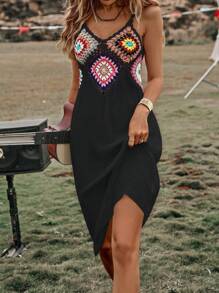 SHEIN Swim 幾何圖案勾織拼接吊帶罩衫連衣裙 - 黑色 - 查看 1