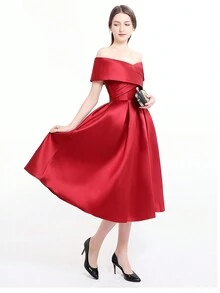 Solid Color Off-Shoulder Pleated Ball Gown Dress - Red - View 3