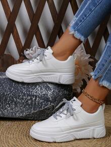 女款白色英式綁帶運動鞋,圓頭低筒平底滑板鞋,時尚透氣防滑學生鞋 - 白色 - 查看 4