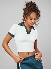 Forever 21 彩色區塊立領短袖女士復古大學風修身t恤,具有紐扣細節 - 白色 - 查看 6