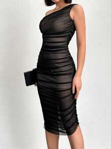 RueChic Woman Lining And Mash Detailed Full Smoked Dress - Black - View 4