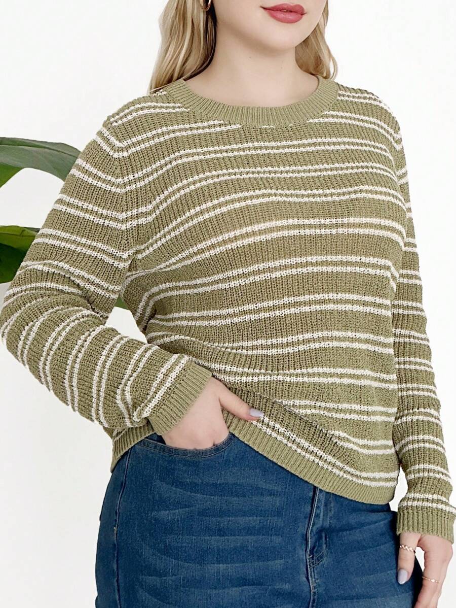 SHEIN Frenchy 加大尺碼圓領條紋毛衣 - 彩色 - 查看 1