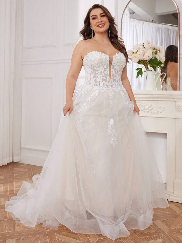 plus size bodycon wedding dress Plus-Size Strapless Bodycon Mini Dress With Dramatic Back Bow & Floor-Length  Train – Summer Gown For Desert Parties (Bold Curvy Silhouette, Glittering  Adventure Elegance),Party Dress,Cocktail