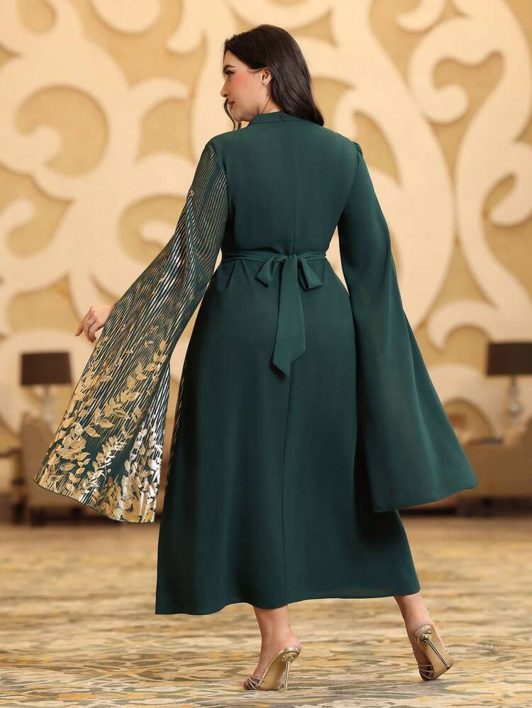 Plus Size Cape Sleeve Dress With Notched Neckline And Gold Foil Print, Elegant Luxury Evening Party Style Kaftan Jalabiya Dress