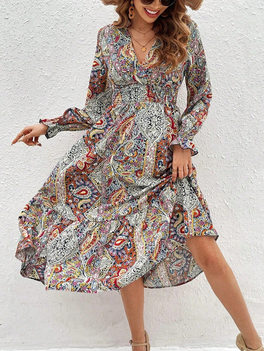 SHEIN LUNE 女性深v領紋飾連衣裙 - 彩色 - 查看 1