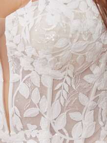 Plus Size Embroidered Tulle Bandeau Wedding Dress Elegant Bridal Dress,Bride - Beige - View 5