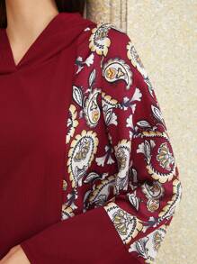 Al Najma 勃艮第红女装连帽花卉印花连衣裙 - 酒紅色 - 查看 3