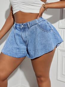 SHEIN SXY Plus Size Women's Frayed Edge Loose Fit Denim Shorts - Blue - View 4