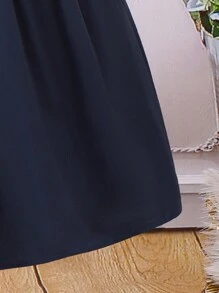 SHEIN Vestido Con Dobladillo Con Volantes Y Remiendos De Color Azul Y Blanco Para Niñas Jóvenes