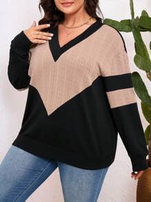 SHEIN LUNE 大码女款拼色 V 领运动衫 - 彩色 - 查看 6