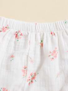 SHEIN Pasgeboren Baby Meisjes Effen kleur Rucheszoom Tops , Bloemen Shorts En Pet 3 stuks