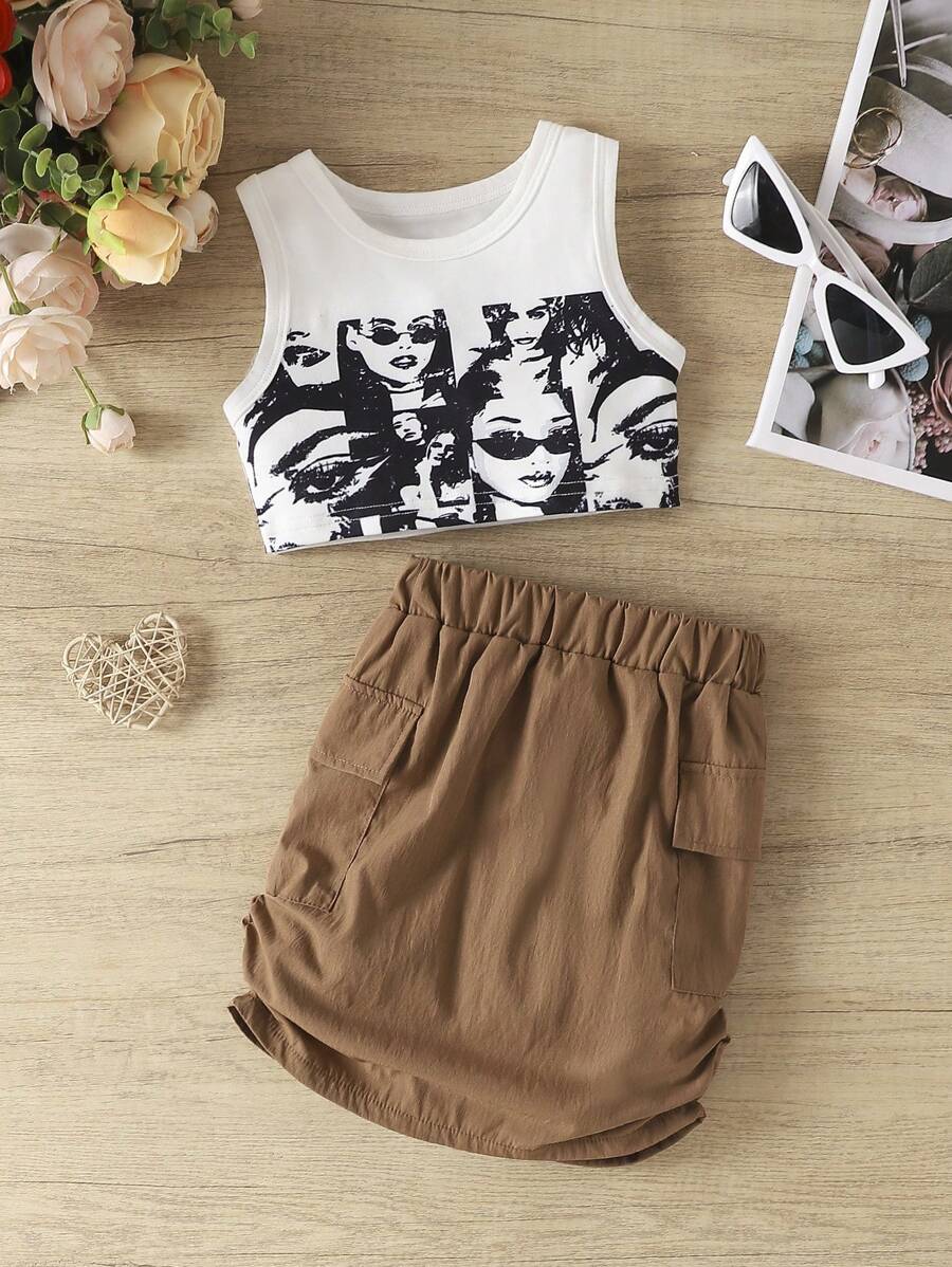 SHEIN 2 件裝女嬰時尚印花無袖黑白上衣圓領上衣口袋細節百褶裙套裝 - 白色 - 查看 1