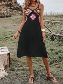 SHEIN Swim 幾何圖案勾織拼接吊帶罩衫連衣裙 - 黑色 - 查看 3