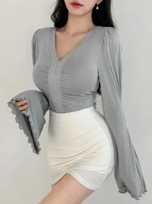 DAZY Ladies' Solid Color Pleated Bell Sleeve T-Shirt Long Sleeve Women Tops