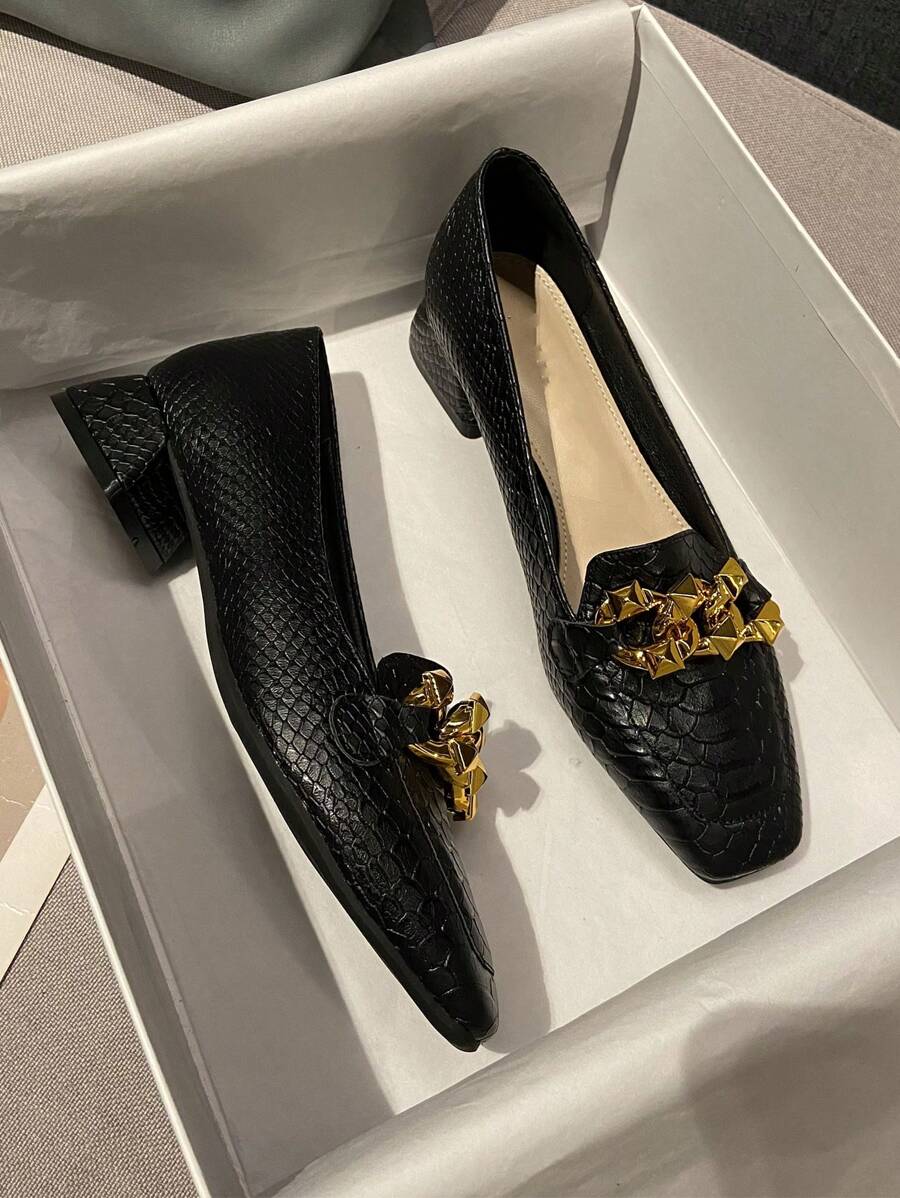 Thời trang Cổ điển Con rắn Mô hình Phong cách tối giản Của phụ nữ Giày phẳng Với Chóp giầy hình vuông , Kim loại Trang trí chuỗi Và Dày Gót chân - màu đen - Xem 1