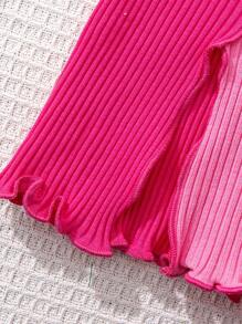 SHEIN 女童運動街頭風格針織撞色圓領短袖 T 卹 & 喇叭褲套裝 - 玫紅色 - 查看 6