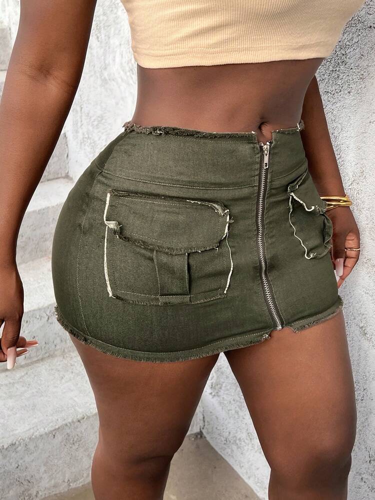 Women's Denim Frayed Hem Cargo Pocket Mini Skirt