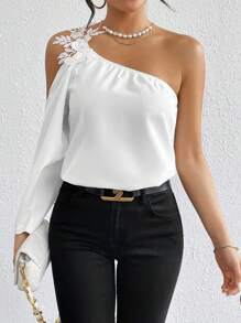 SHEIN Privé 花边蕾丝贴花单肩灯笼袖纯色衬衫、七分袖上衣