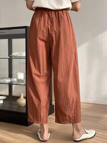 DAZY 女士純色彈性腰口袋七分褲 - 紅木色 - 查看 2