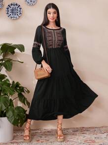 Al Najma 女款定位花卉图案灯笼袖连衣裙 - 黑色 - 查看 2