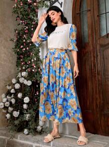 Seusyu Bộ 2 món áo tay loe họa tiết hoa và chữ dành cho nữ và chân váy cạp cao - Nhiều màu - Xem 7