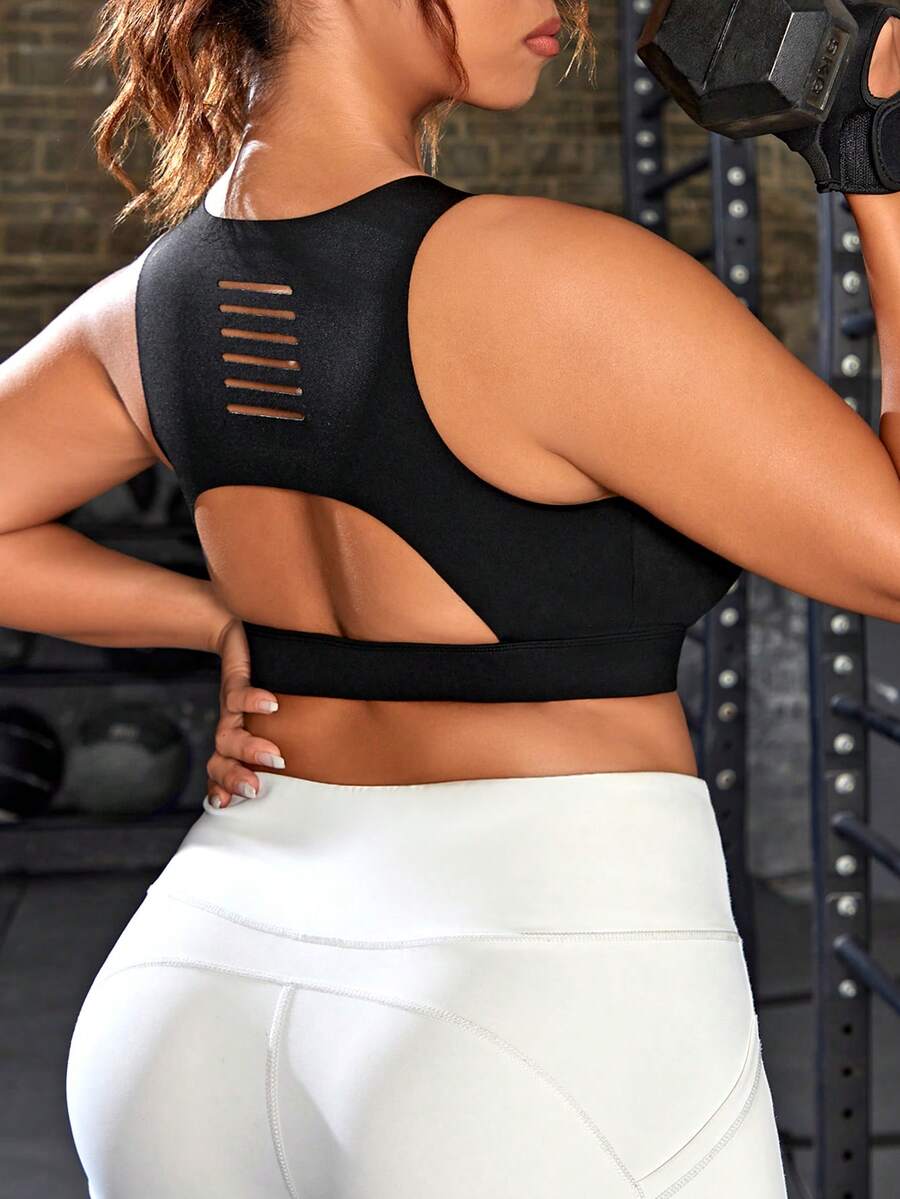 SHEIN Yoga Basic Plus Size Women's Sports Bra With Open Back Design (One-Piece Cup) - Black - View 1