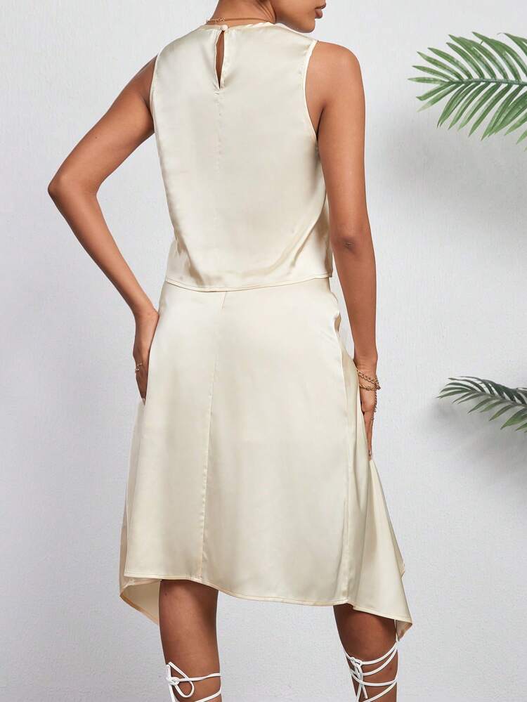 Women's Round Neck Vest And Split Hem Skirt Two Piece Set