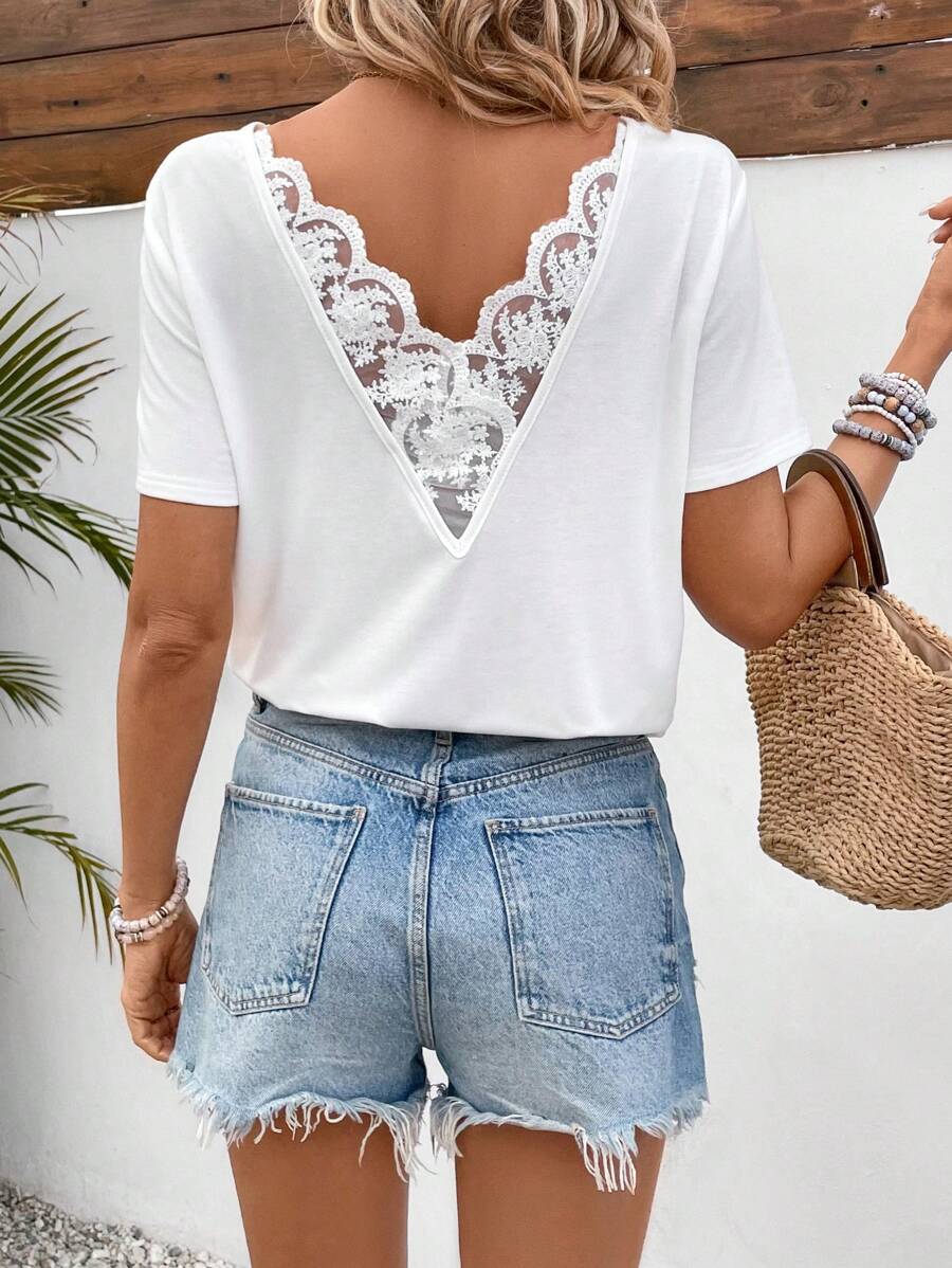 SHEIN Frenchy 女士花邊拼接短袖t恤,後拉鍊款式 - 白色 - 查看 1