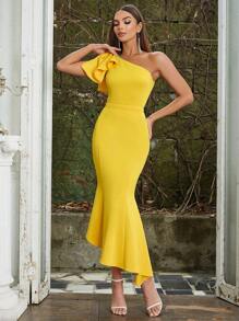 女性簡約性感一字肩蝴蝶結貼身修身人魚長洋裝