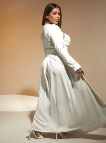 SHEIN SXY Robe longue à manches longues avec encolure asymétrique et effet ajouré pour femmes grande taille