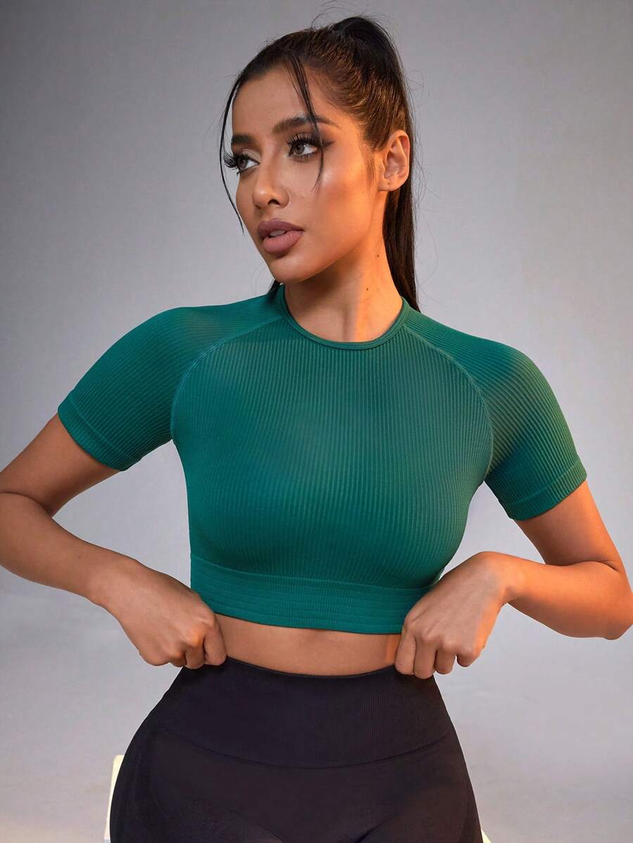 SHEIN Yoga Basic Raglan Sleeve Short Design Athletic T-Shirt - Green - View 1