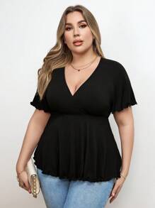 SHEIN Privé Camiseta de punto con cuello en V profundo y corte en A con costilla para tallas grandes - Negro - Ver 1
