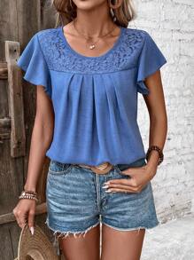 SHEIN LUNE 純色蕾絲拼接百褶衫