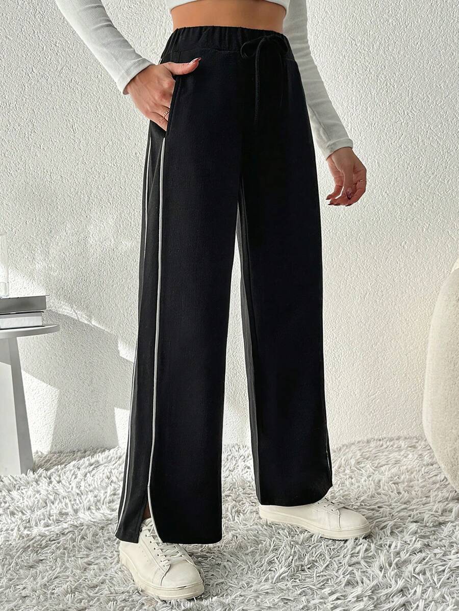 EURMUSE 時尚撞色拼接斜口袋運動長褲 - 黑色 - 查看 1